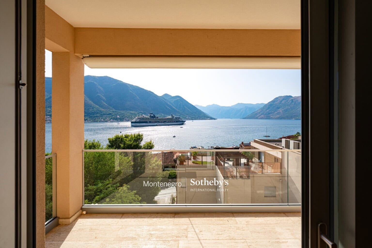Furnished 2bdr Sea-view Apartment Dobrota