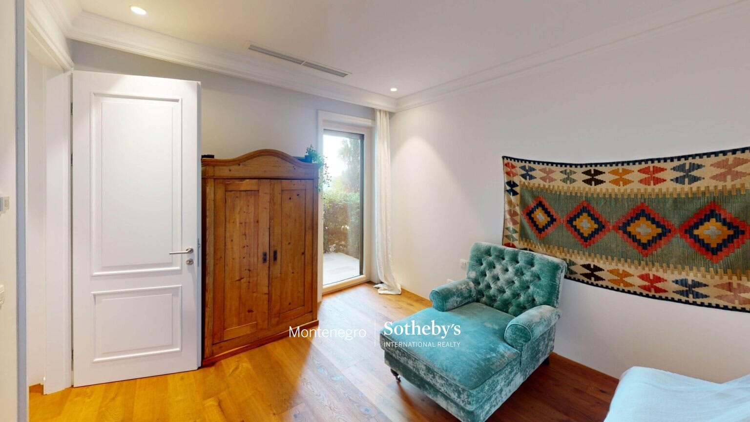 Two-bedroom exclusive apartment, Luštica Bay