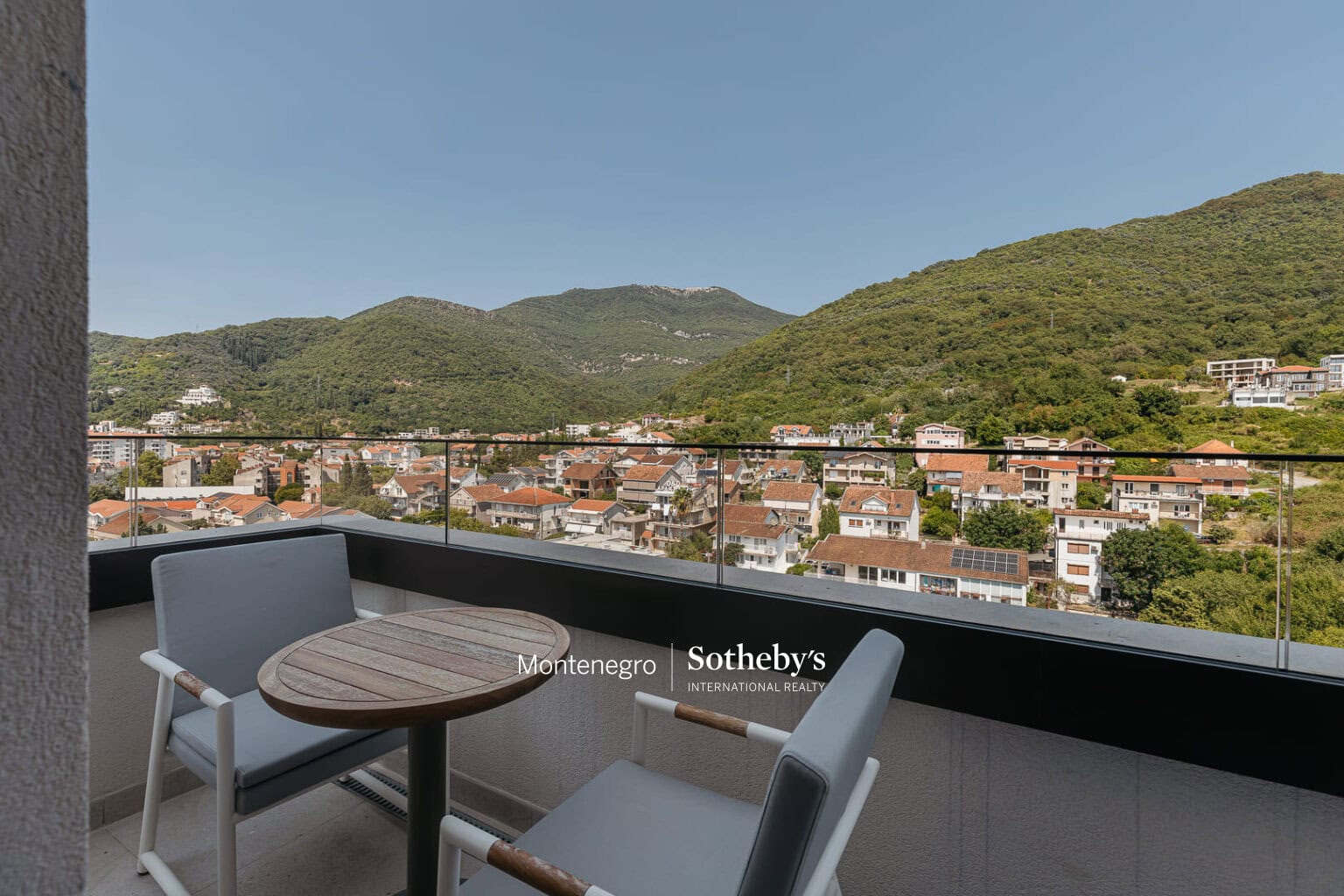 Ostro Penthouse, Boka Place