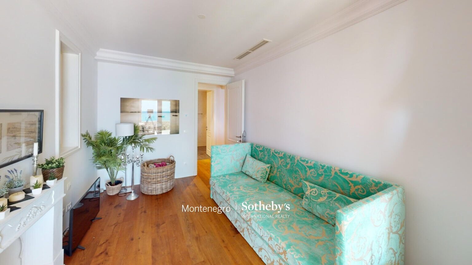 Two-bedroom exclusive apartment, Luštica Bay