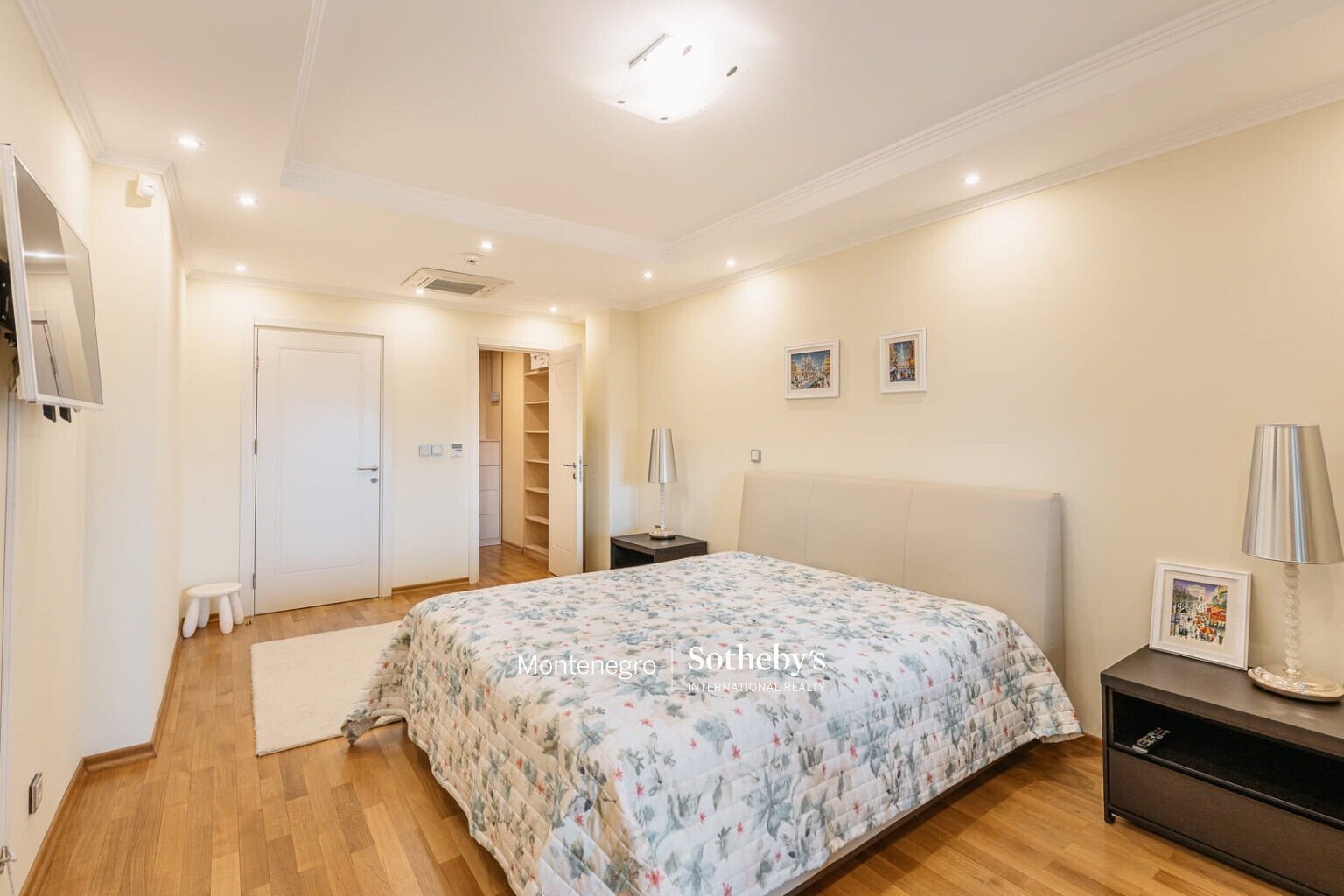 Duplex Apartment in Energoprojekt Complex