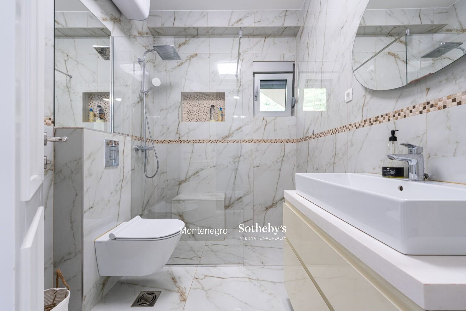 Furnished 2bdr Sea-view Apartment Dobrota