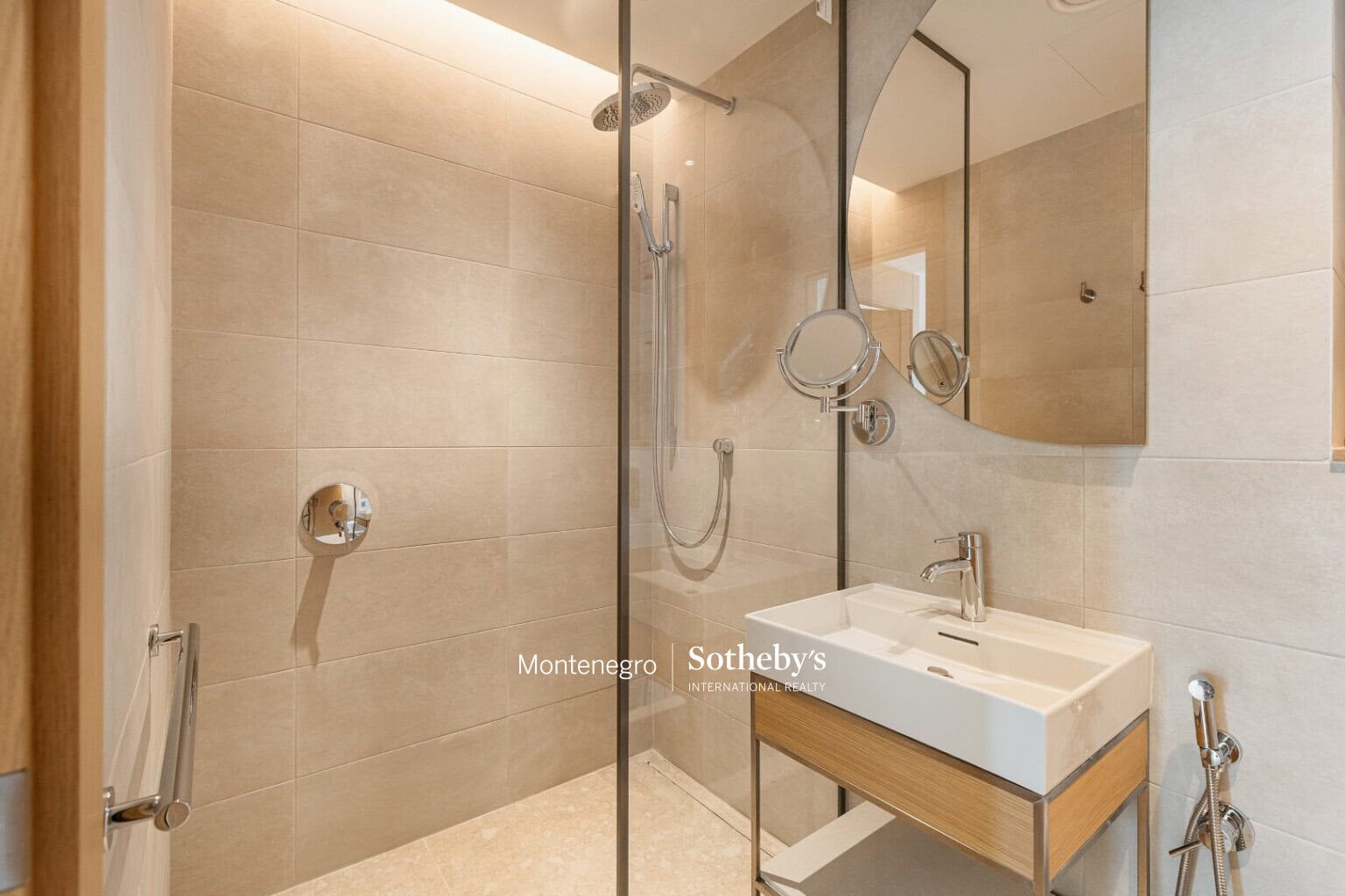 Spacious 1bdr Apartment Boka Place