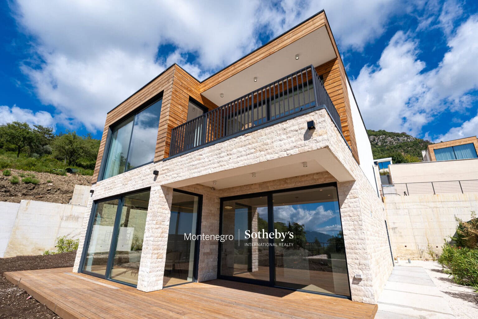 Luxury 4bdr Family Villa for Rent