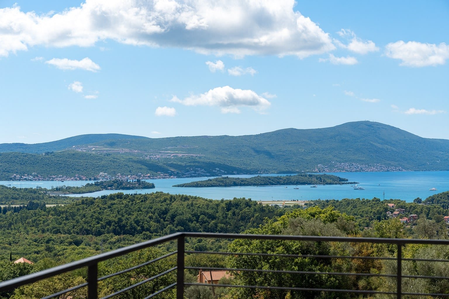Luxury 4bdr Family Villa for Rent