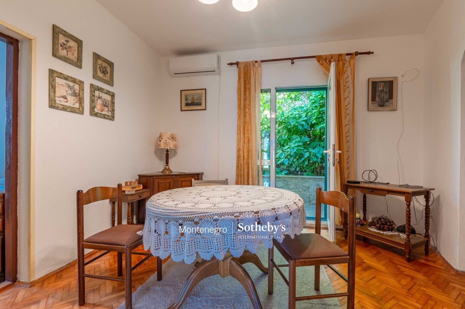 Waterside house Rose, Lustica