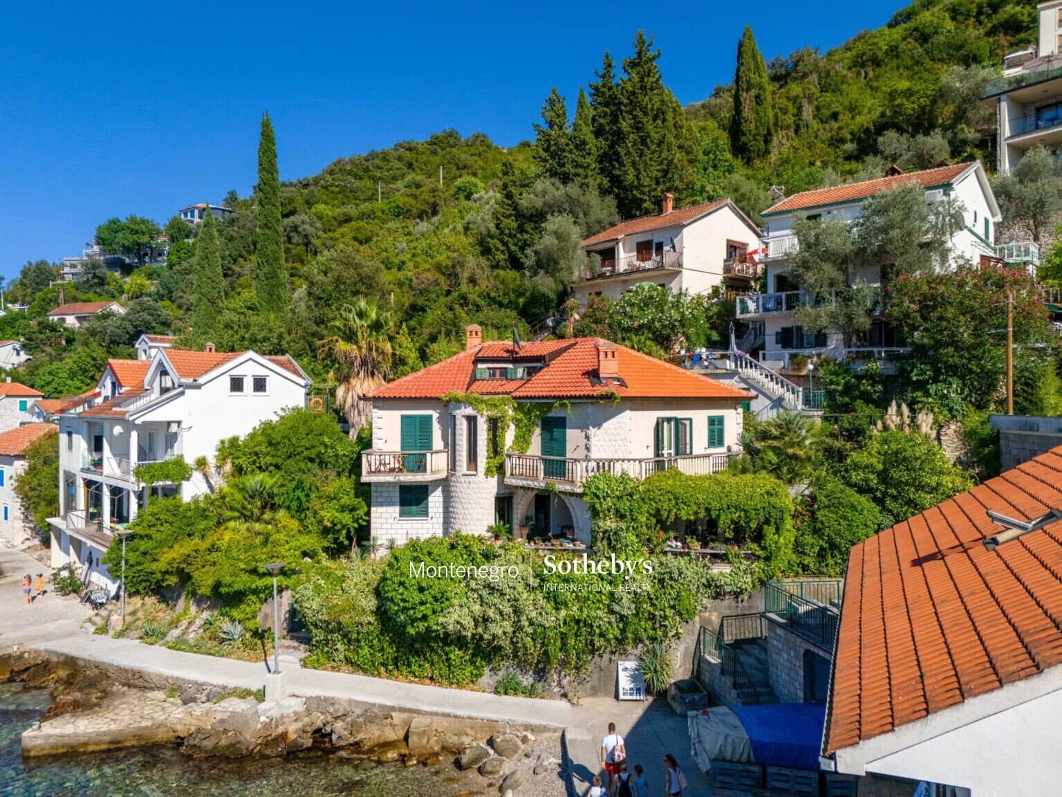 Waterside house Rose, Lustica
