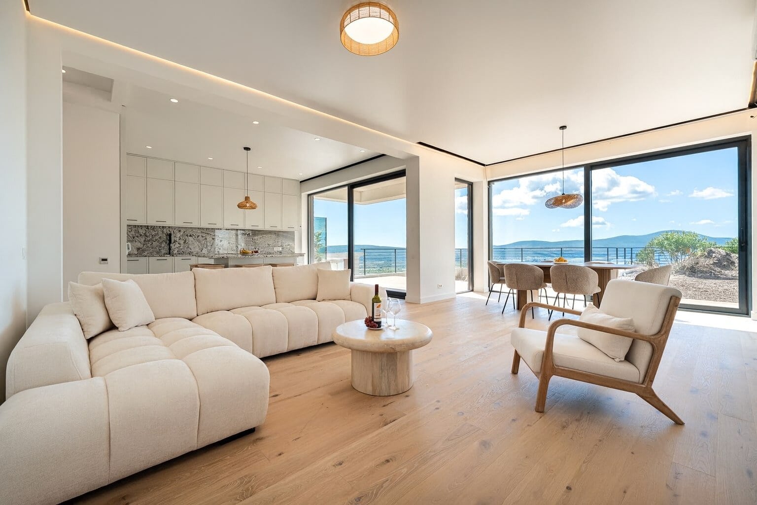 Luxury 4bdr Family Villa for Rent