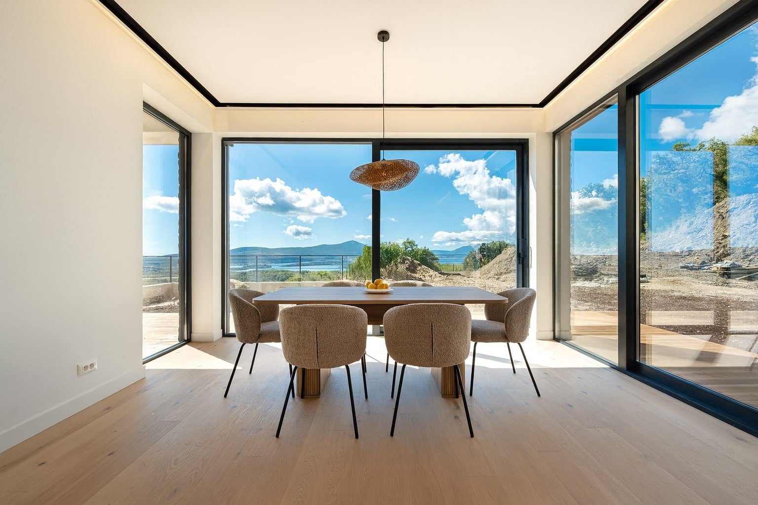 Luxury 4bdr Family Villa for Rent