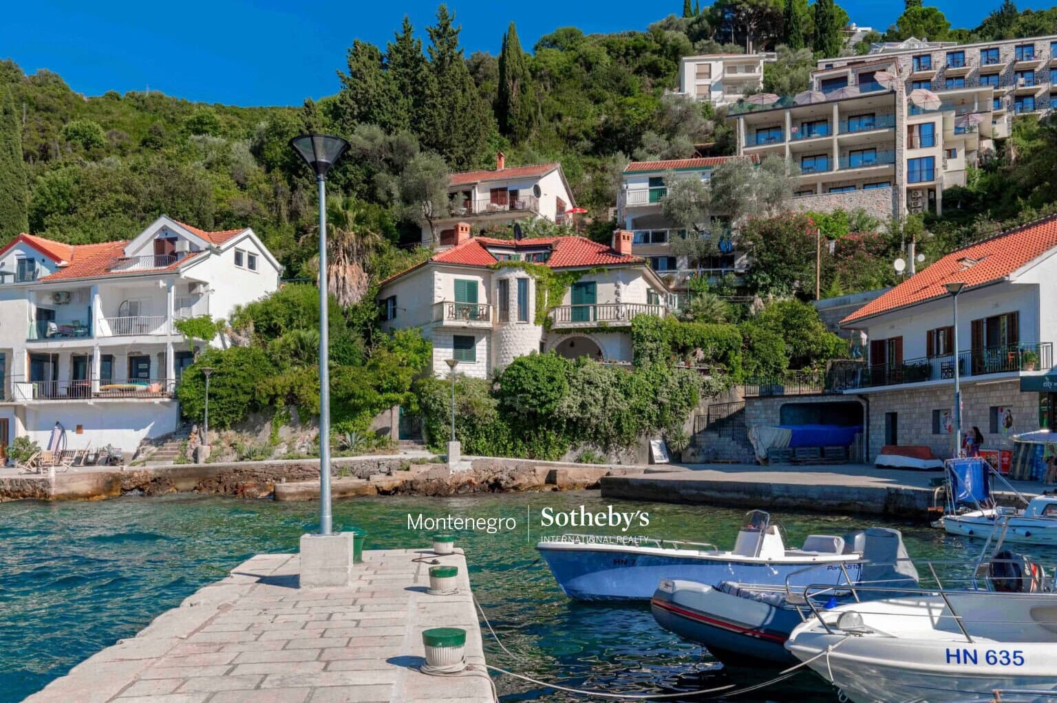 Waterside house Rose, Lustica
