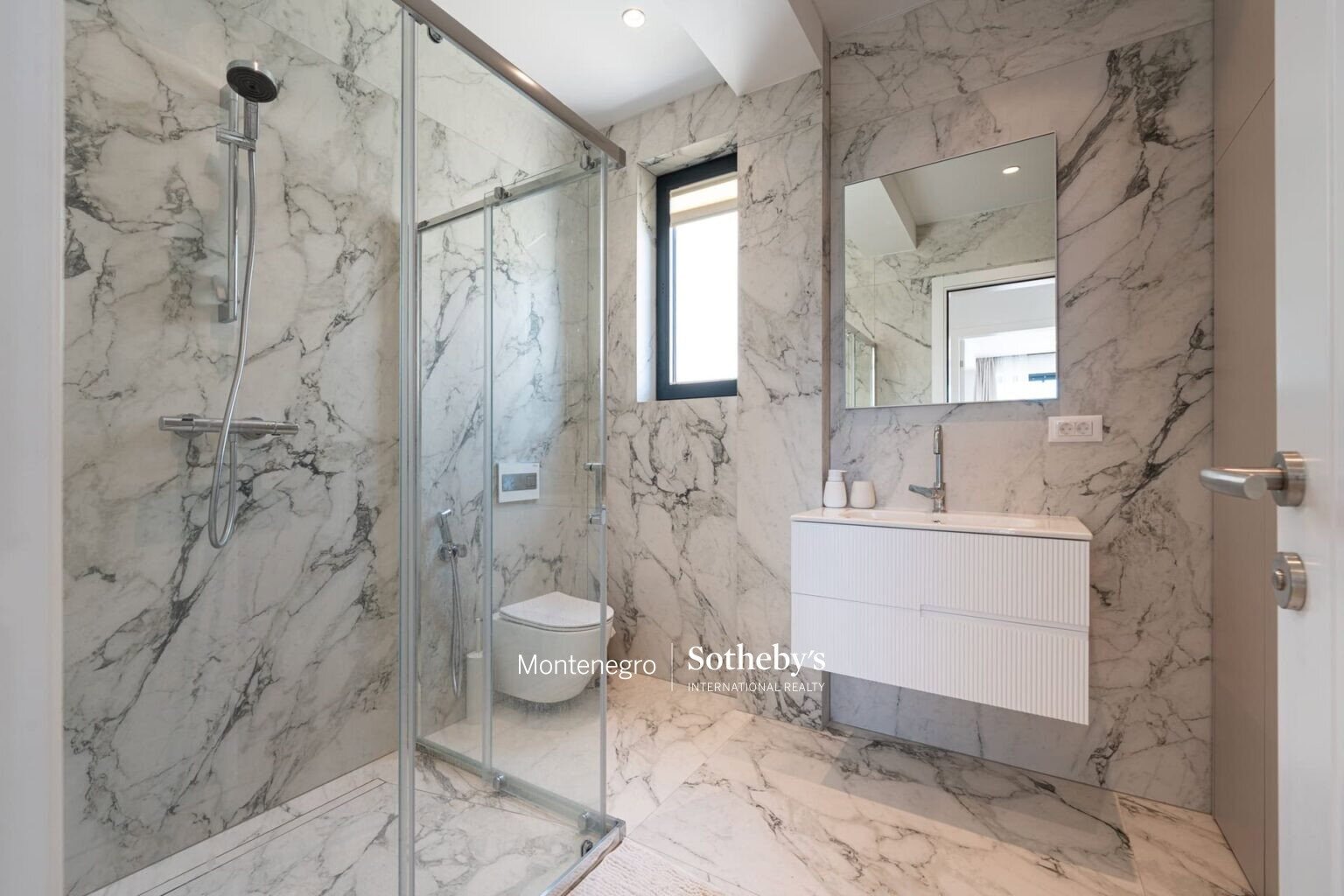 Luxury 4bdr Family Villa for Rent