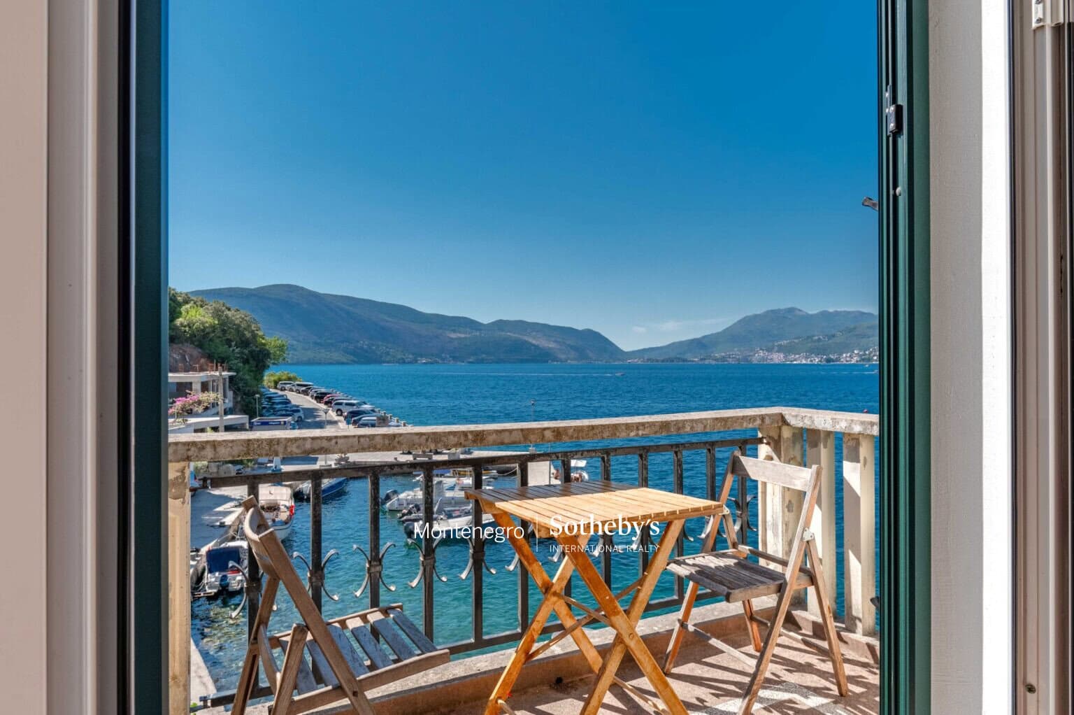 Waterside house Rose, Lustica