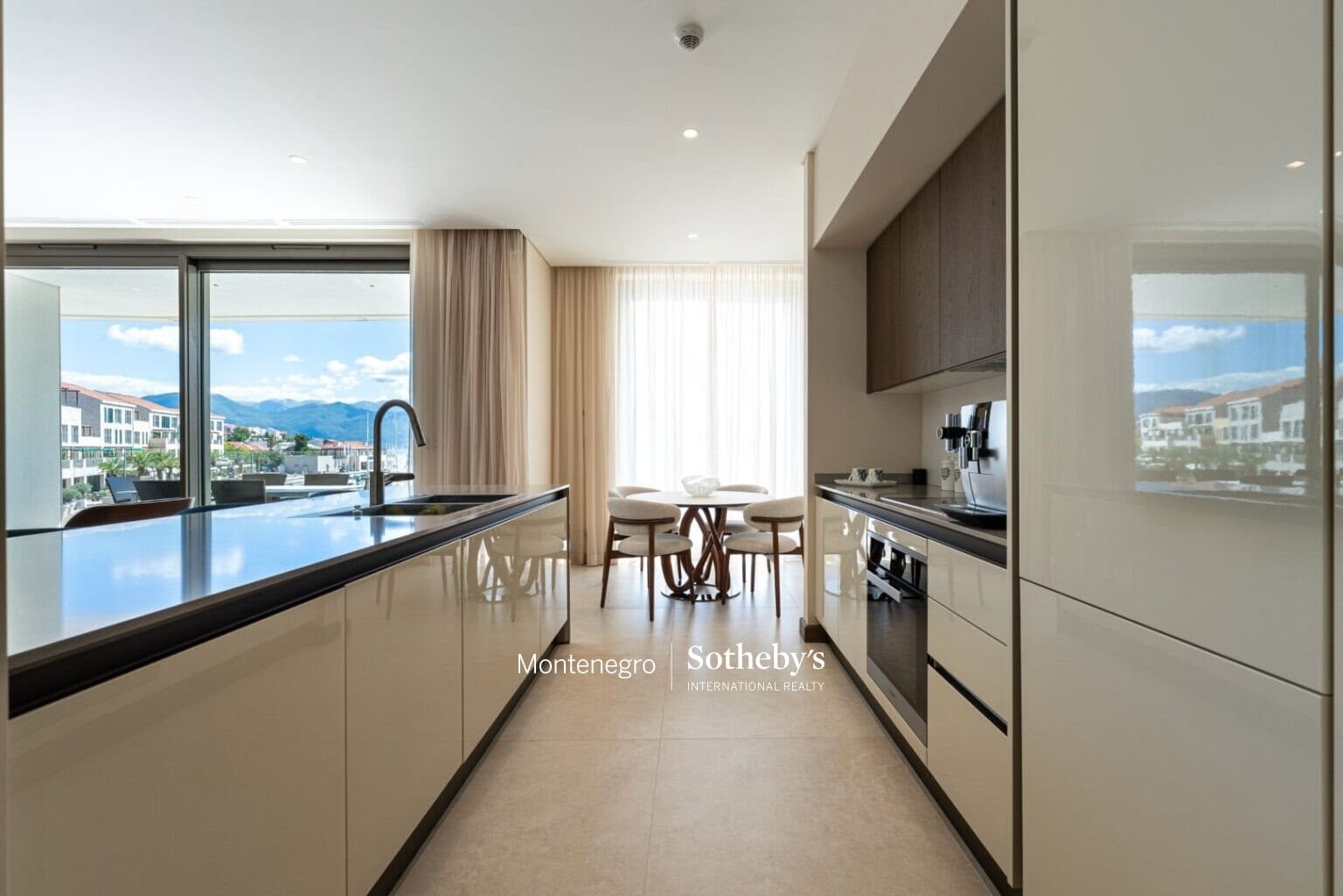 Portonovi 2bdr Marina Apartment