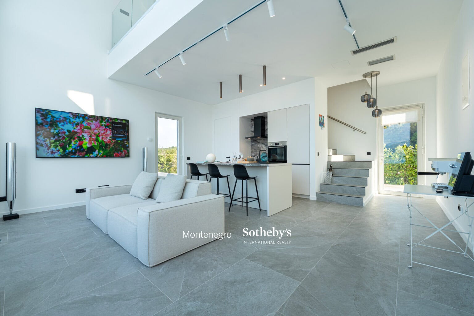 Luxury Sea-View Apartment for Rent,Krasici
