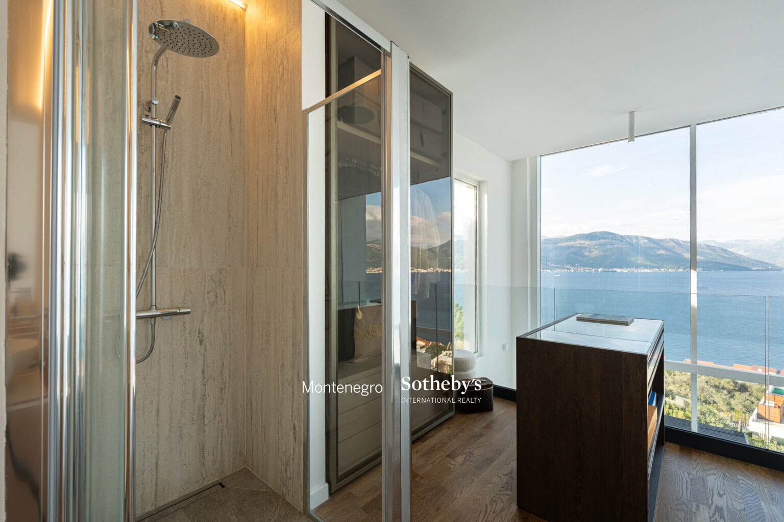 Luxury Sea-View Apartment for Rent,Krasici