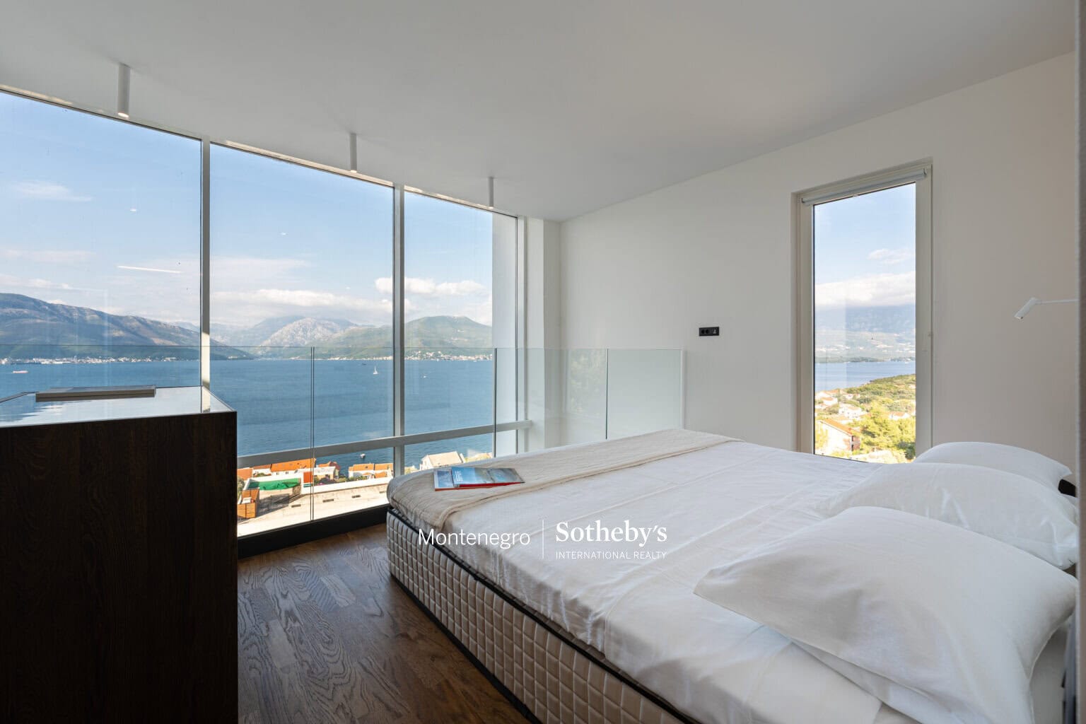 Luxury Sea-View Apartment for Rent,Krasici