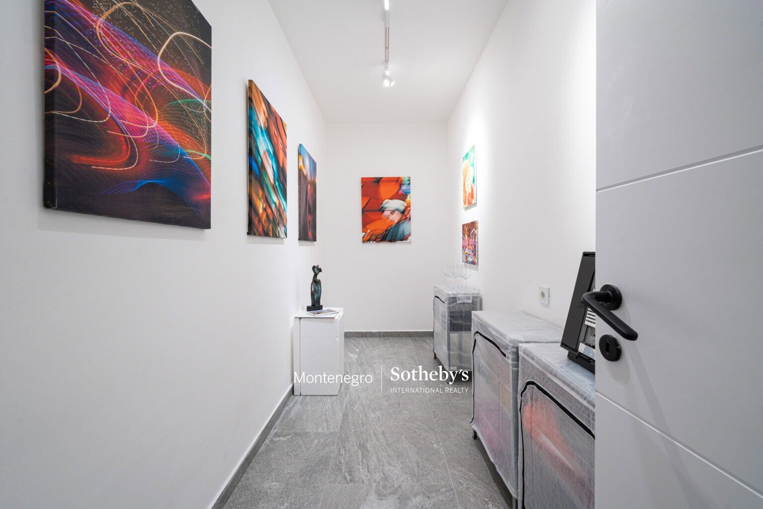 Luxury Sea-View Apartment for Rent,Krasici