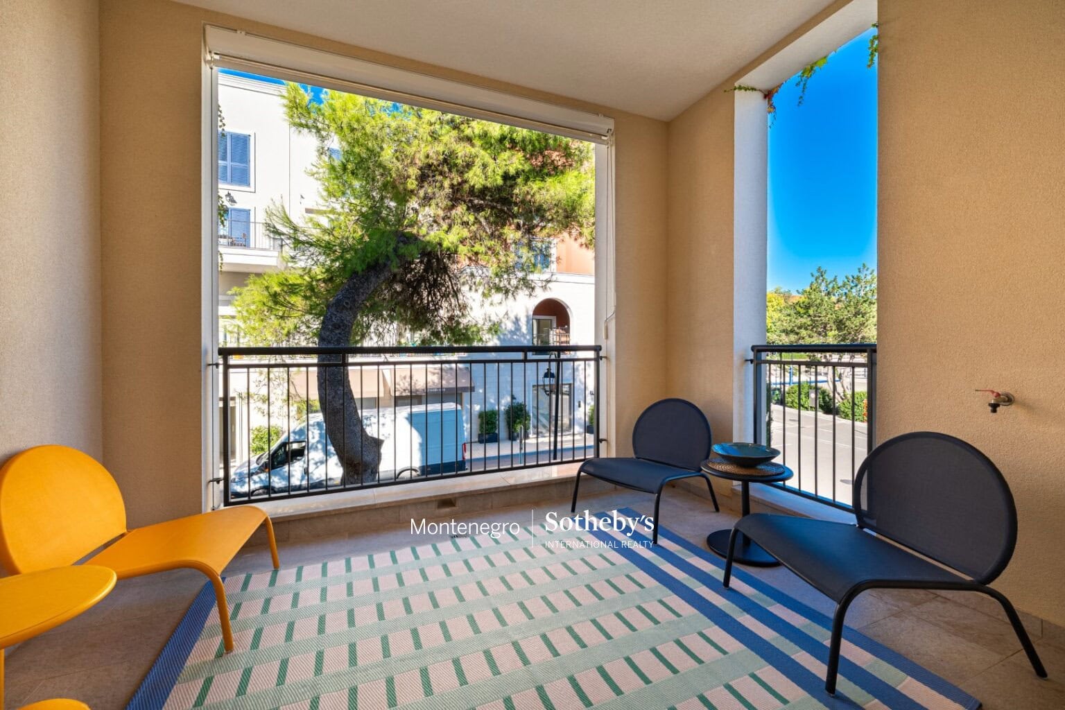Charming One-bedroom Apartment Centrale