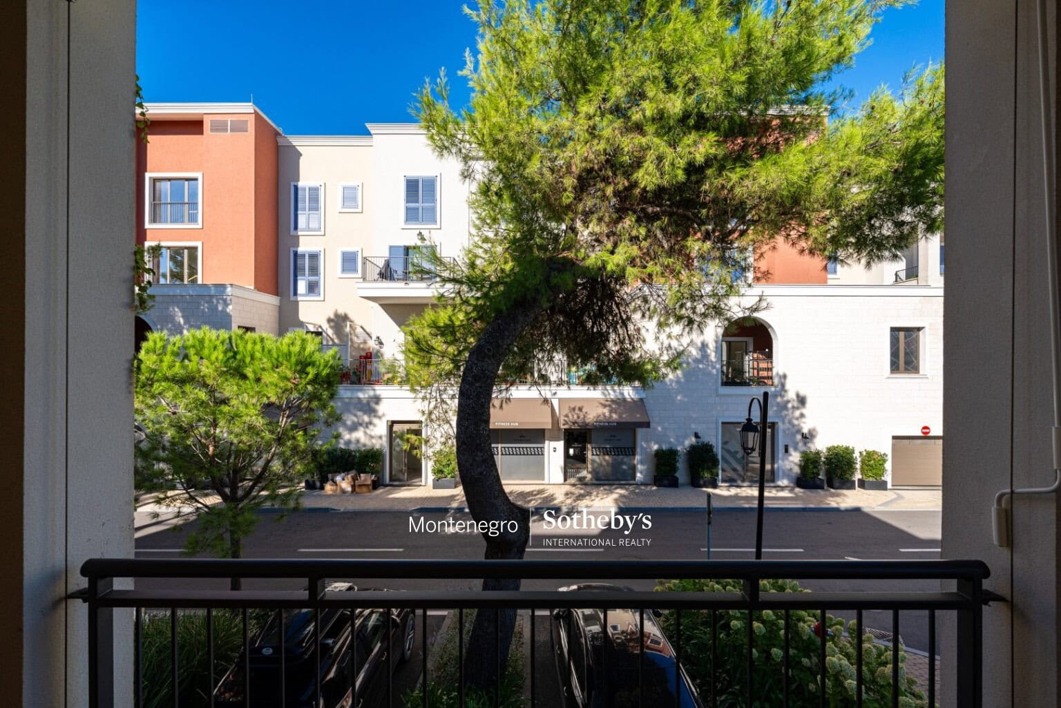 Charming One-bedroom Apartment Centrale
