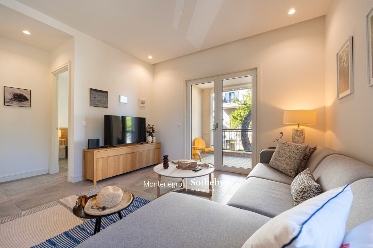Charming One-bedroom Apartment Centrale