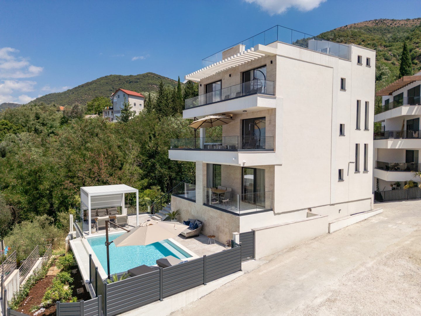 Furnished 4bdr Villa Marici for Rent