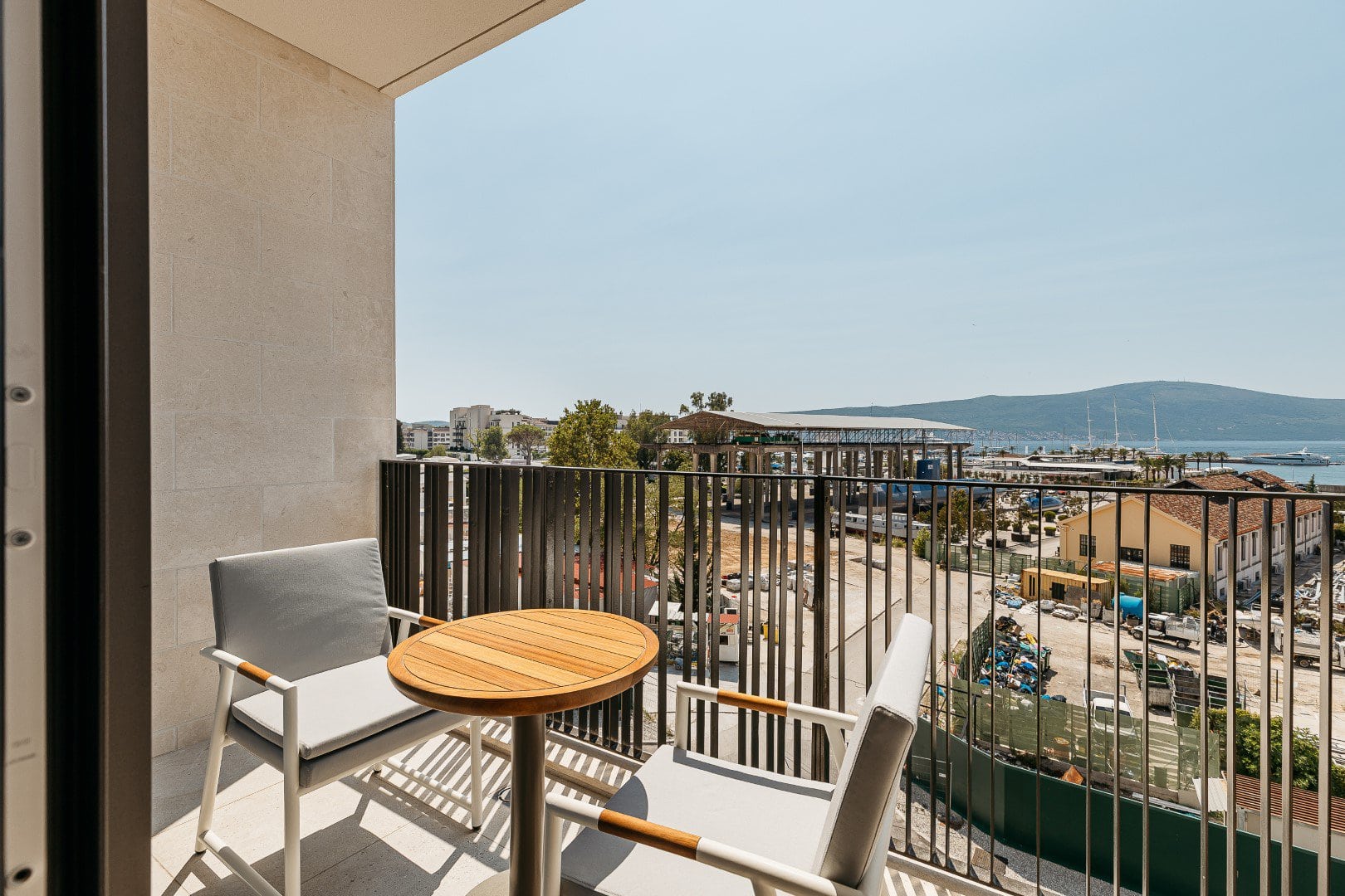Mistral 1bdr Apartment
