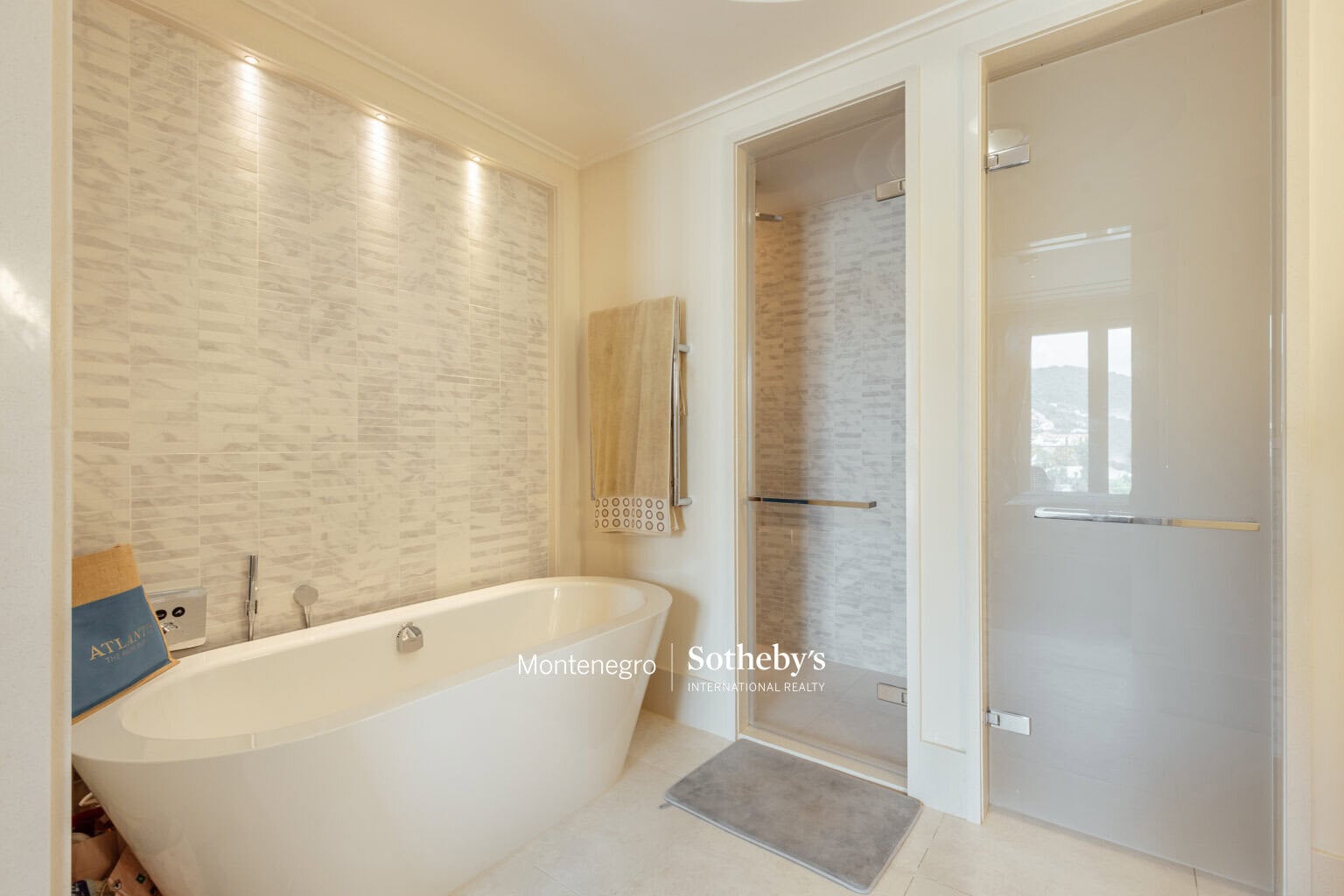 Baia 1bdr Sea-View Apartment