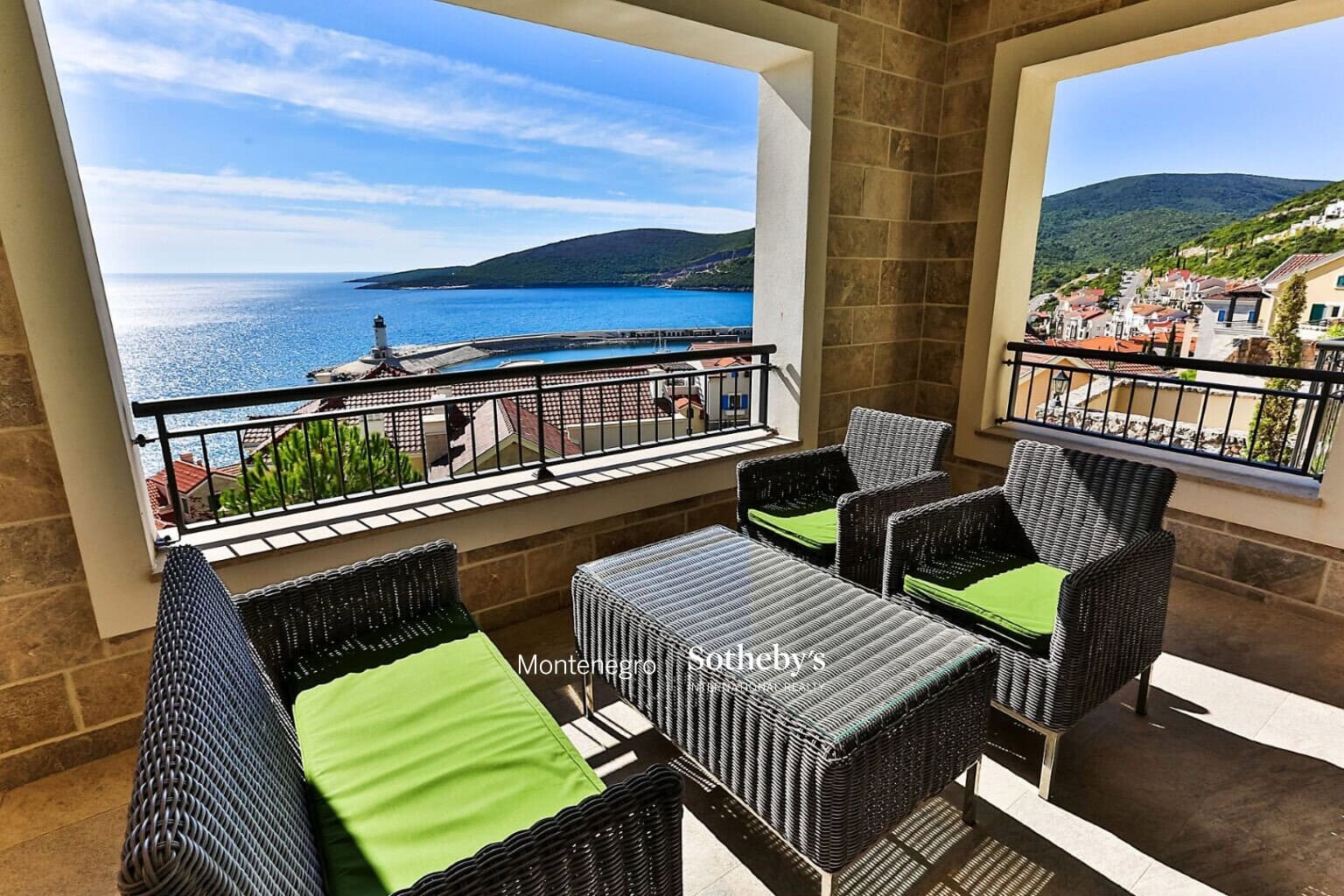 Furnished 2 bedroom Apartment Lustica Bay