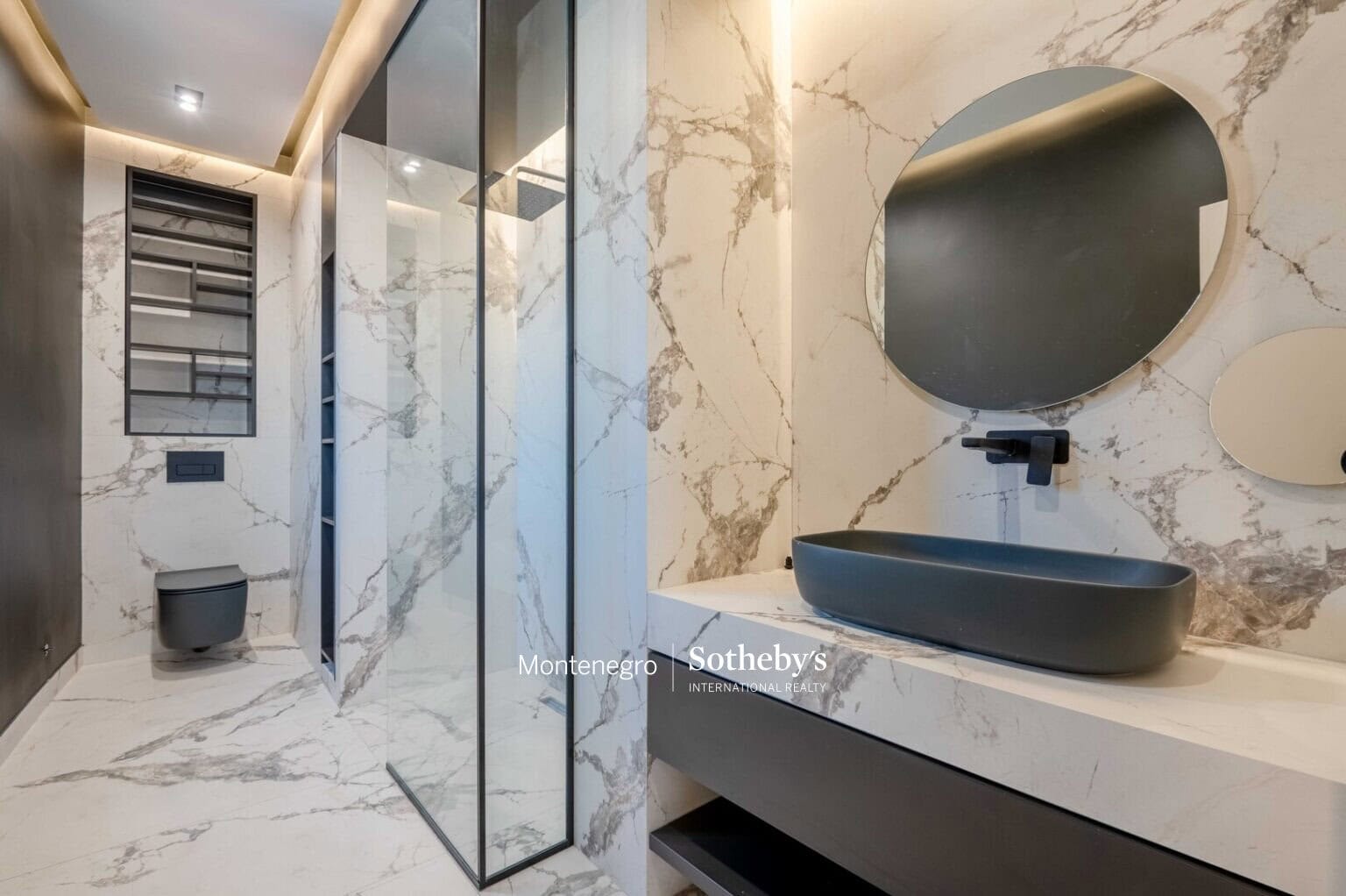 Luxury 3bdr Penthouse
