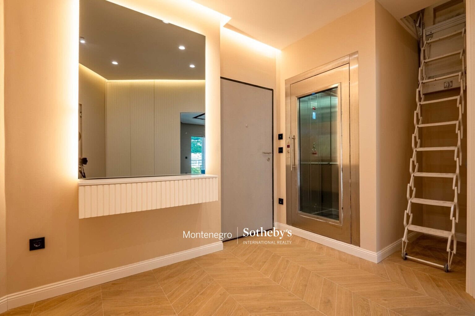 Luxury 3bdr Penthouse