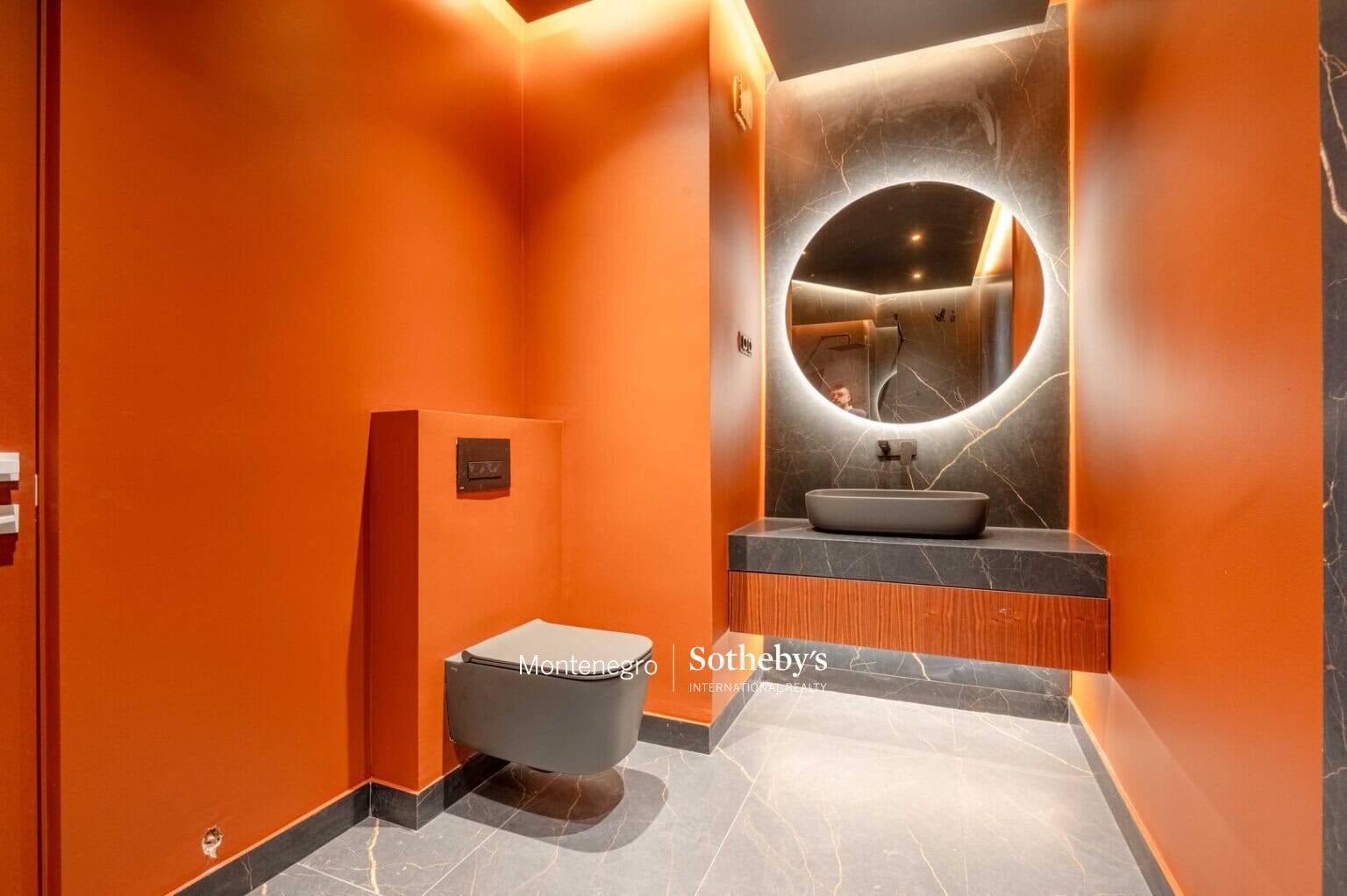 Luxury 3bdr Penthouse