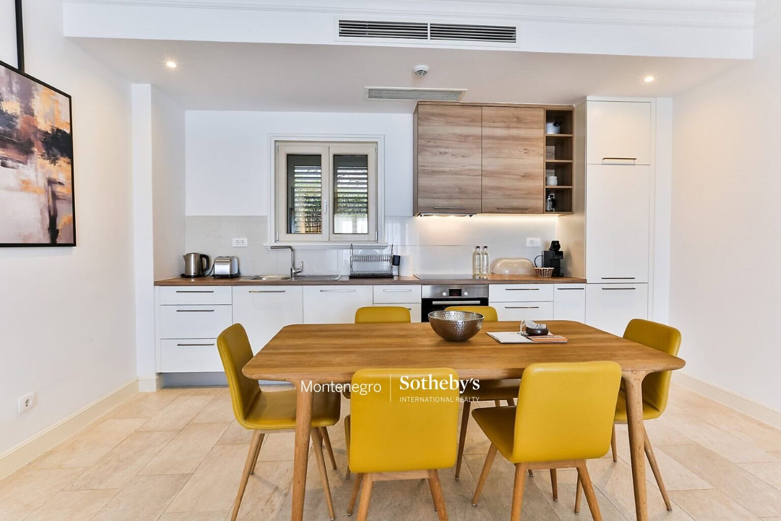 Furnished 2 bedroom Apartment Lustica Bay