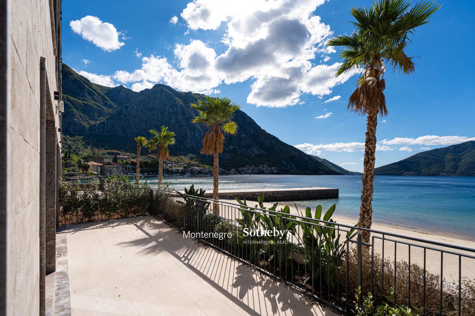 Movenpick 2 bedroom Beachfront Residence