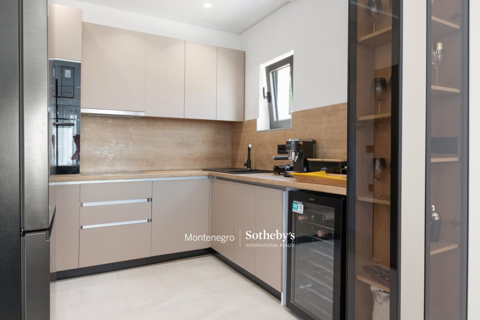 Furnished 4bdr Villa Marici for Rent