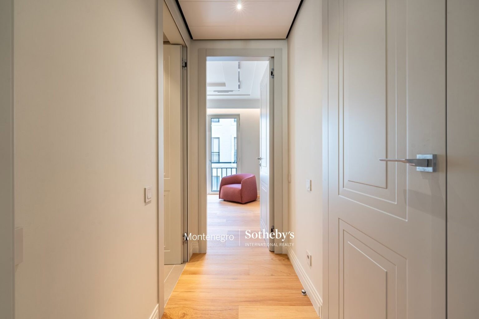 Zeta 3bdr Penthouse