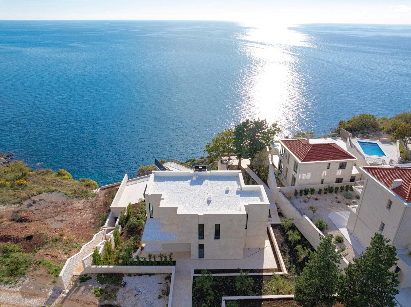 Cliffiside villa Skocidjevojka