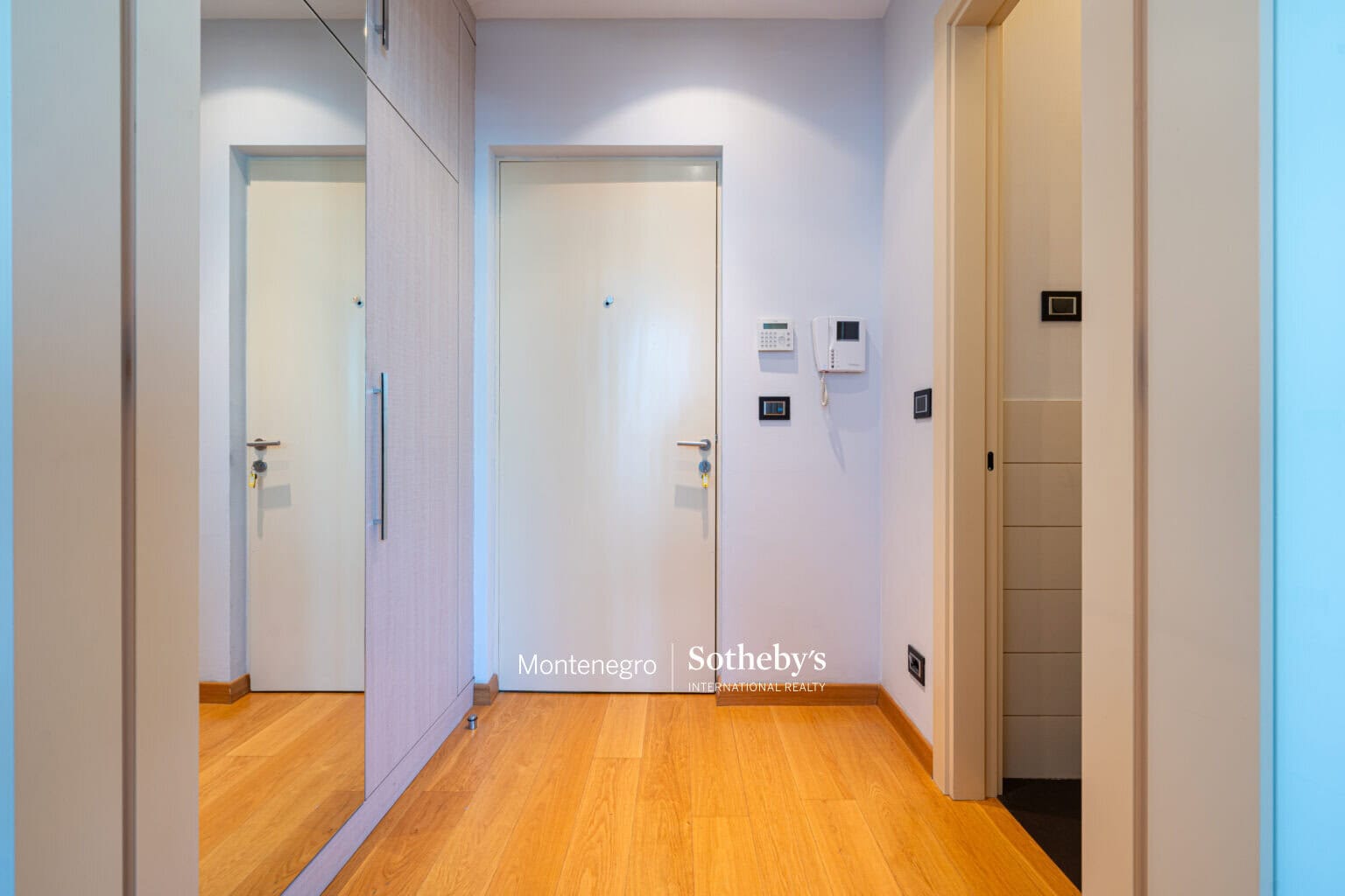 Capital Plaza One-Bedroom Apartment