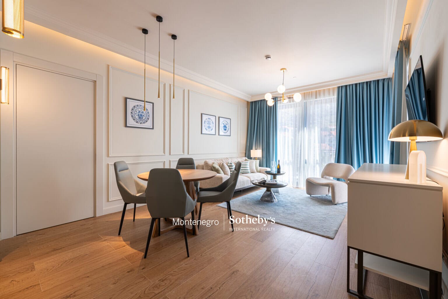 Waterfront One-bedroom Apartment Risan