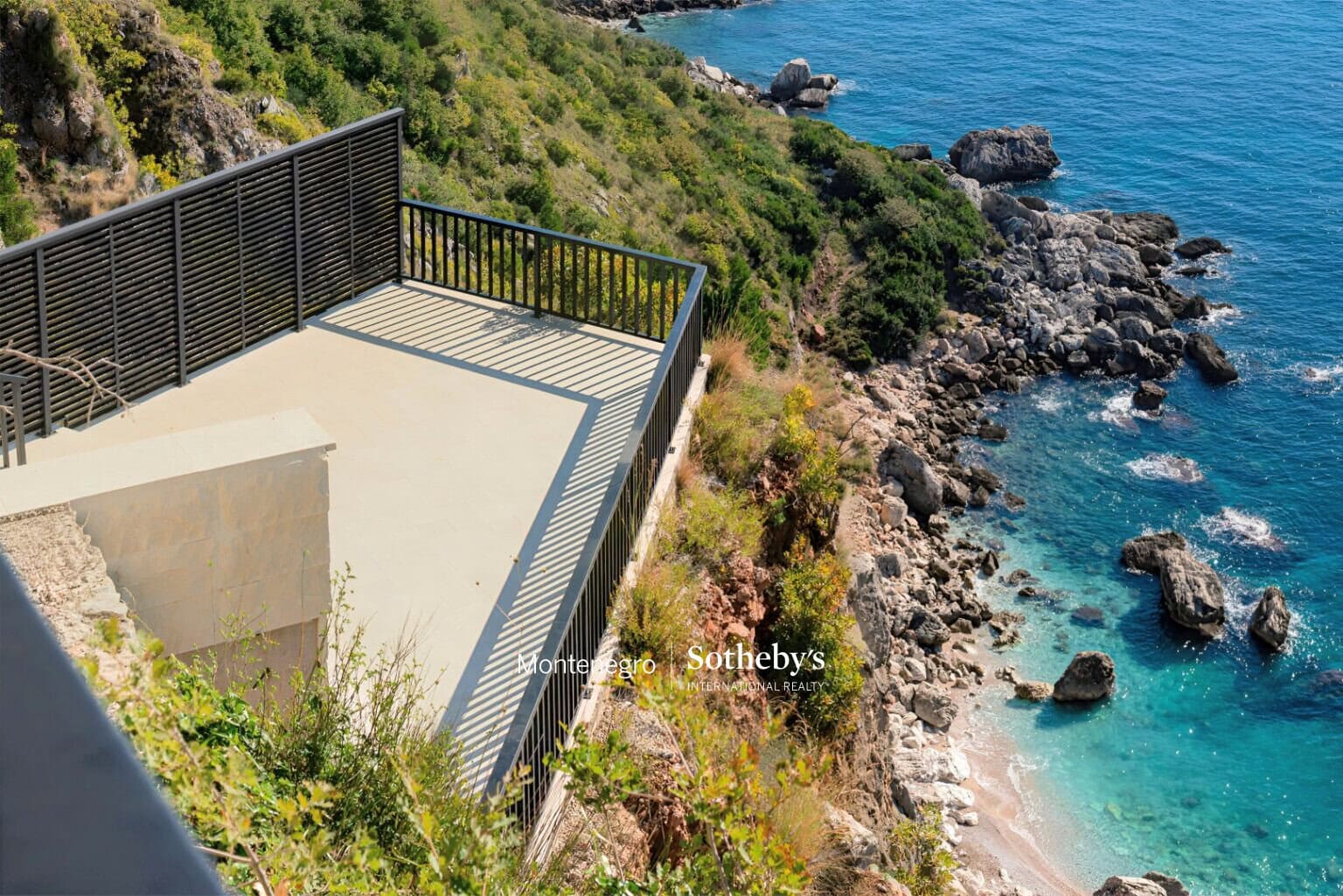 Cliffiside villa Skocidjevojka