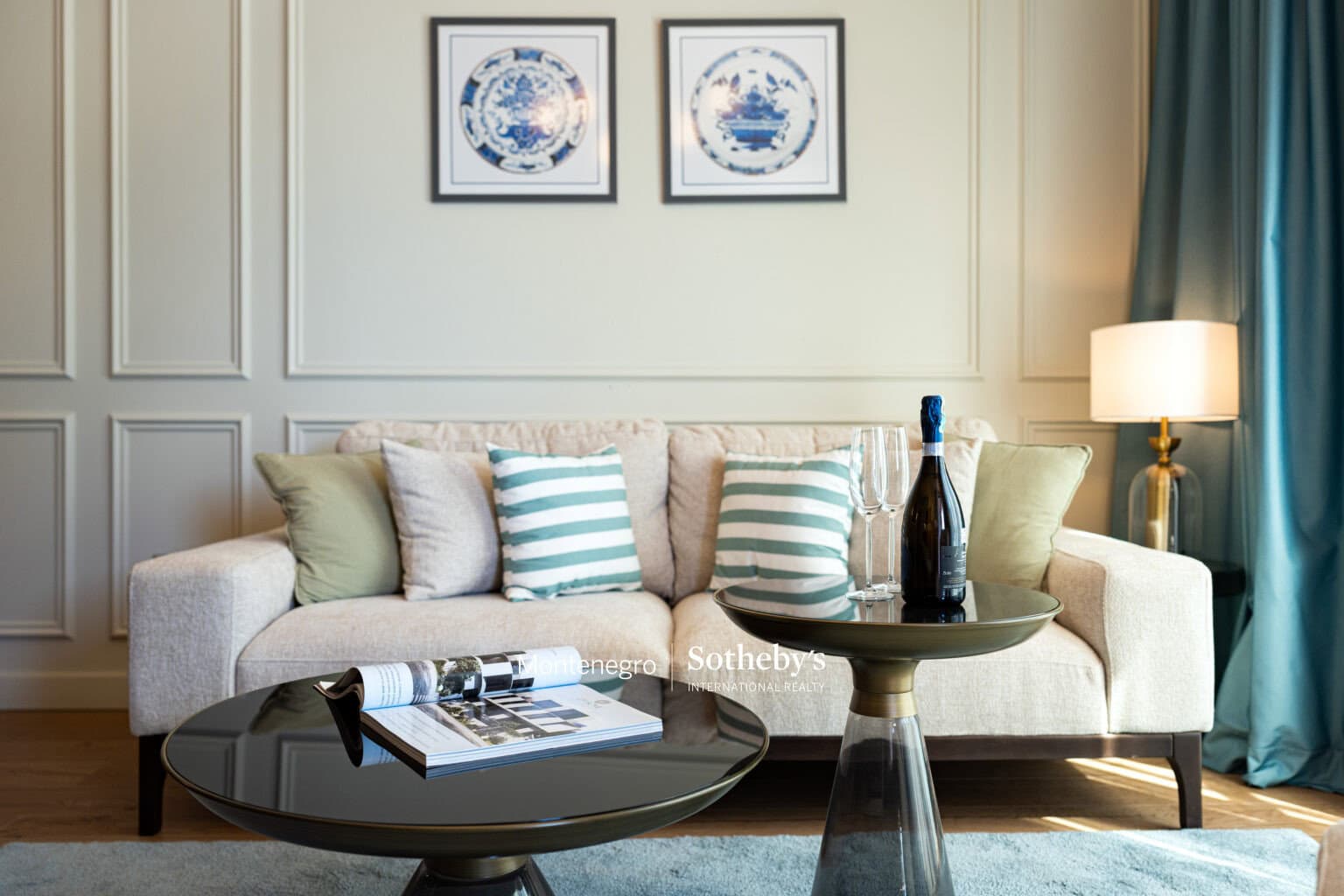 Waterfront One-bedroom Apartment Risan