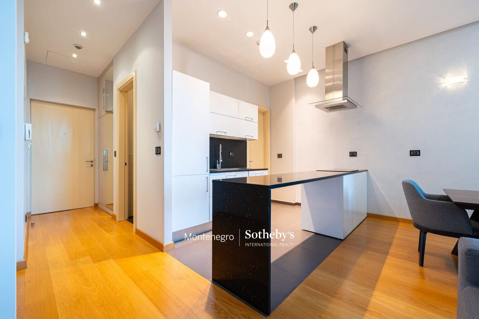 Capital Plaza Two-bedroom Apartment