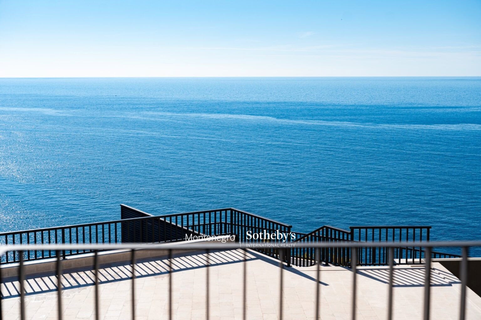 Cliffiside villa Skocidjevojka