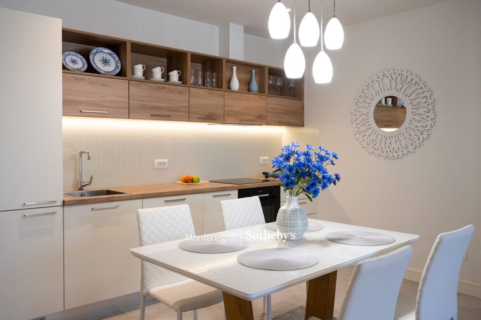 Centrale Two Bedroom Apartment