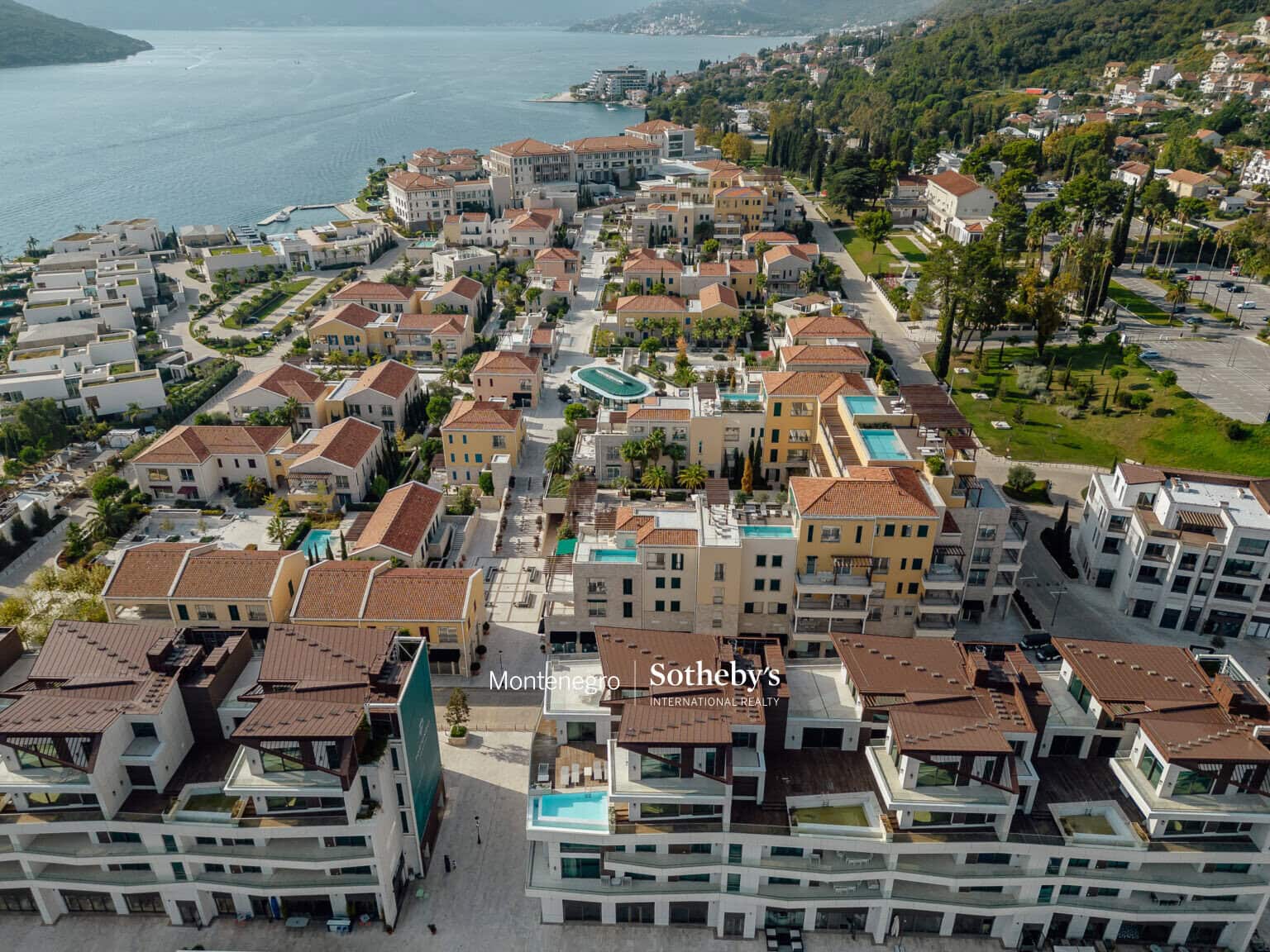 Portonovi Waterfront 2 Schlafzimmer Apartment