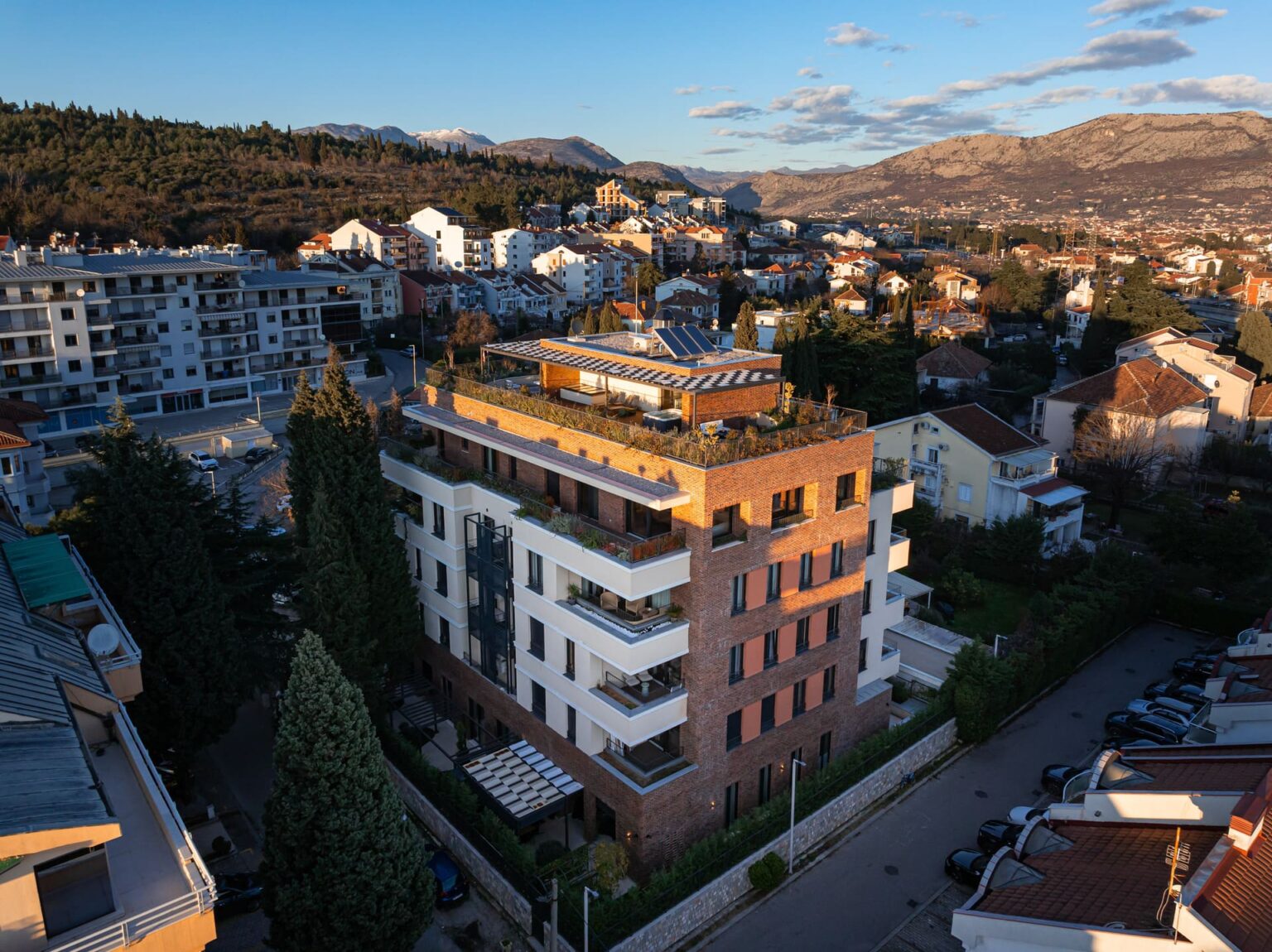 Signature Designer Penthouse Gorica C