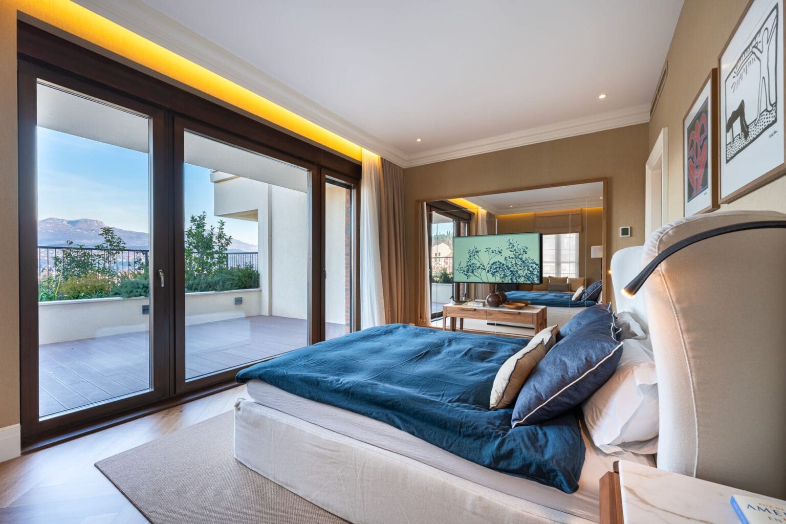 Signature Designer Penthouse Gorica C