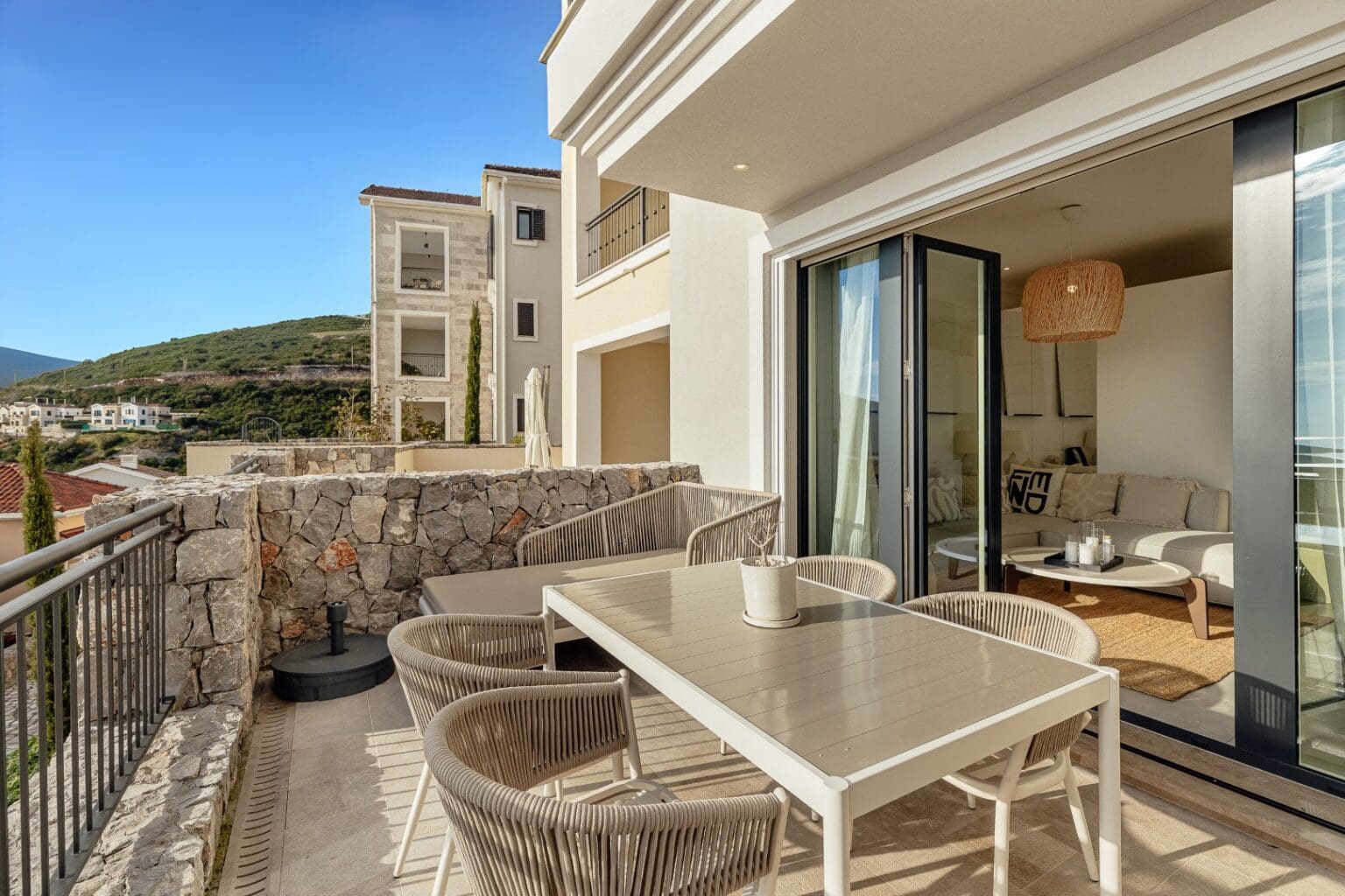 Furnished  Sea View Apartment Lustica Bay