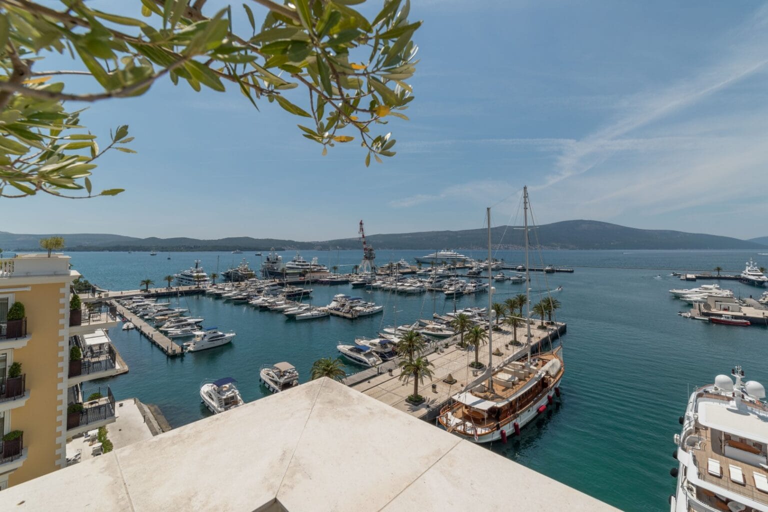 Exclusive Waterfront Regent Penthouse