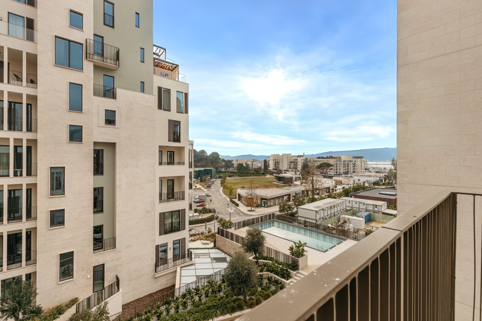 Furnished One-bedroom Apartment Boka Place