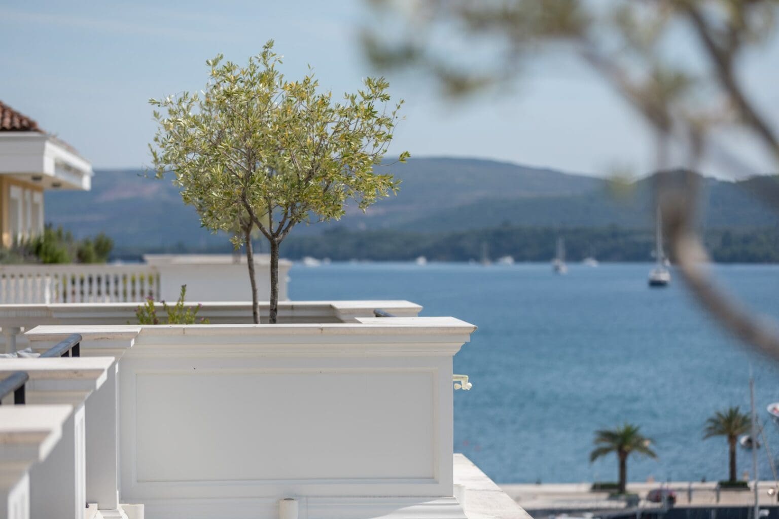 Exclusive Waterfront Regent Penthouse